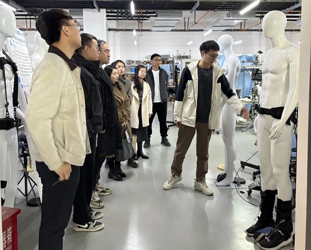 UU国际技术赴西安交通大学、西安电子科技大学发展深度合作互换，共探产学研协同发展